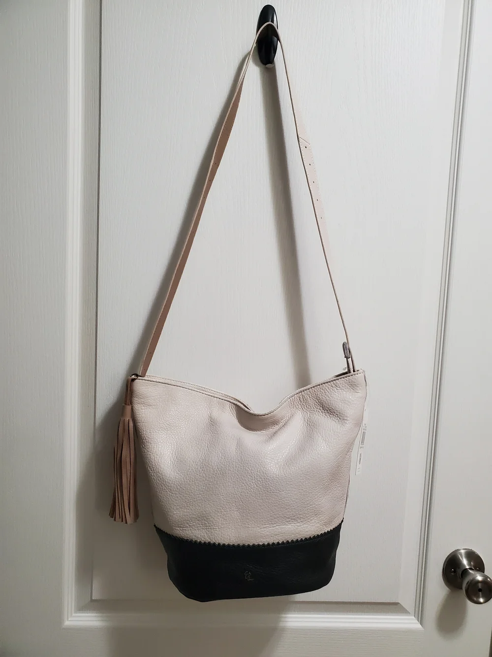 Elliot Lucca Ivory And Black Pebble Leather Hobo Shoulder/ Crossbody NWT